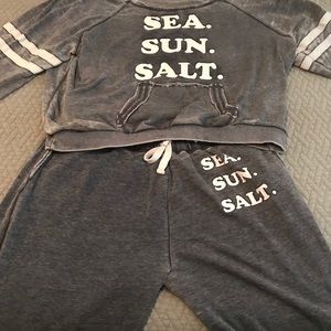 Venus 3X Beachy Sweatshirt and 1X Bottoms